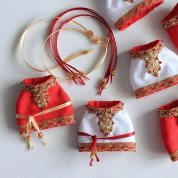 Одежда для персонажей — отдельный этап производства | Источник: Анастасия Арефьева