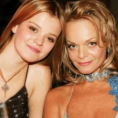 Как сейчас выглядит и чем занимается единственная дочь Ларисы Долиной