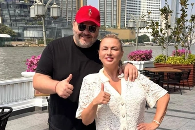 Отпуск с намеками: поклонники разглядели у Семенович возможную беременность