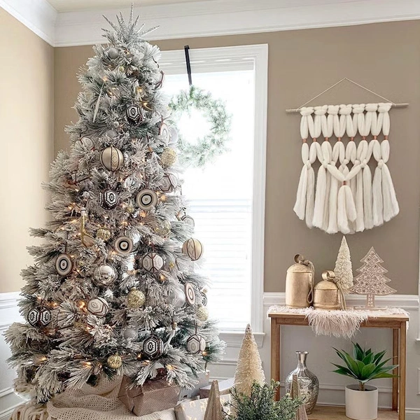 Источник: Ким Первис