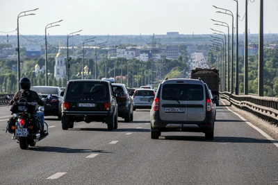 Ремонт дороги за Мызинским мостом завершат до 1 июня