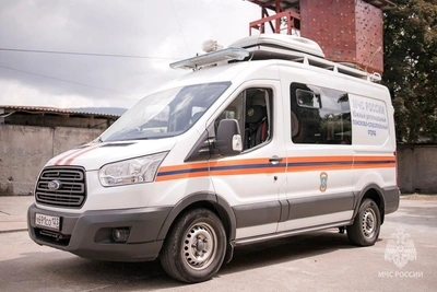 Сочинка упала в ручей после 8 марта и вызвала спасателей