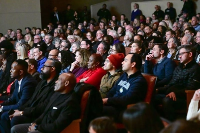 Аудитория Ньюсома в Атланте оказалась преимущественно белой