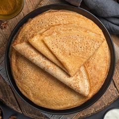 Невероятно тонкие кружевные блины: рецепт на молоке и кипятке