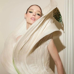 Лучший образ Каннского кинофестиваля-2024 — топ-модель Коко Роша и платье-цветок