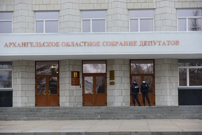 Депутаты Архангельской области реже отчитаются о доходах