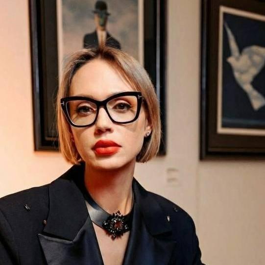 <p>Наталья Лобова</p>