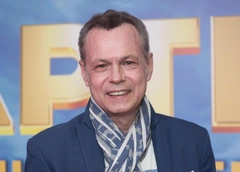 Владимир Левкин делал все, чтобы не злить Алибасова: «Приходилось говорить, что я пел в „группе из четырех букв“»