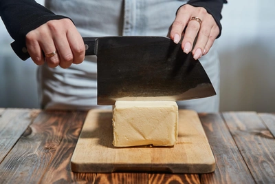 Почему в Петербурге нет своего масла