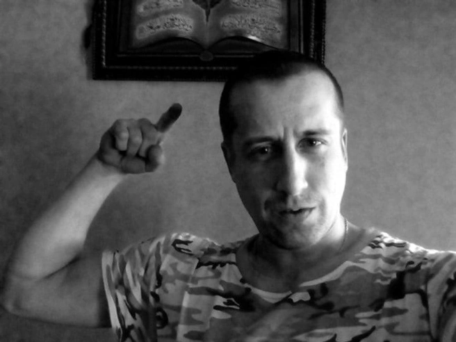 Первые судимости у Радика Тагирова были за кражу и хранение оружия | Источник: Радик Тагиров / Beboo.ru