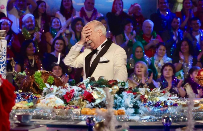 Не расстраивайте Леонида Аркадьевича — лучше дайте 10 правильных ответов | Источник: кадр из шоу «Поле чудес» (16+), пресс-служба Первого канала