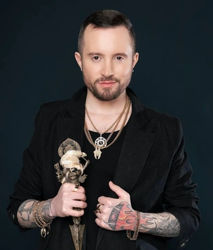 Кто покинул шоу «Битва экстрасенсов» в 9 серии: Артем Бесов снова спасся