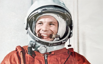 Попал в космос благодаря улыбке и погиб на пути к Луне: отгадайте, где правдивые факты о Гагарине, а где мифы