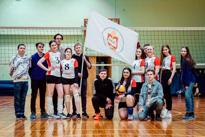 Нарине с особой теплотой вспоминает студенческие годы и своих однокурсников, с которыми у нее были хорошие отношения | Источник: Нарине Манукян