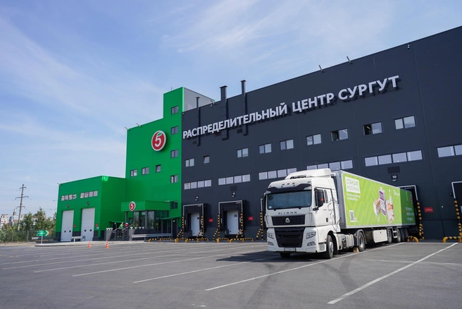 Новый распределительный центр открылся на Югорском тракте | Источник: пресс-служба X5 Group