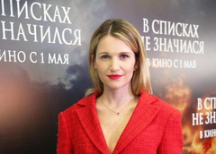 «Потому что не было тебя». Намеки на абьюз Давлетьярова, уход из Reflex и новый брак Жени Малаховой