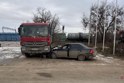 В Волгограде водитель Лады сбежал с места аварии