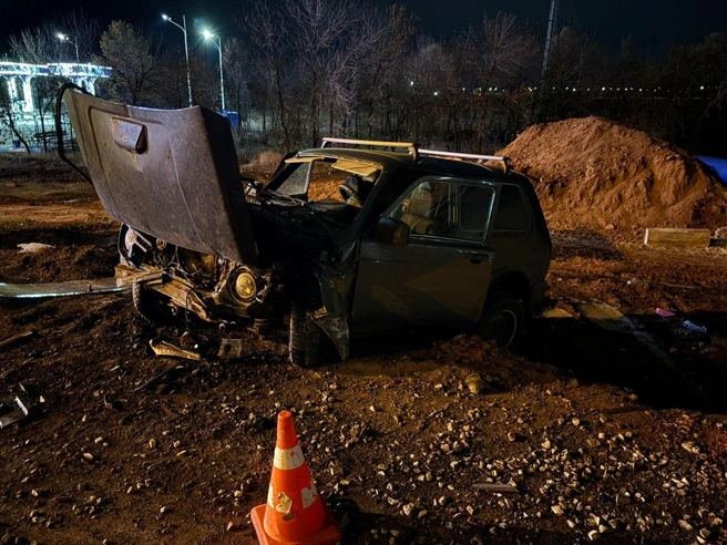 В Оренбурге в ДТП пострадал водитель «Нивы» | Источник: УМВД России по Оренбургской области