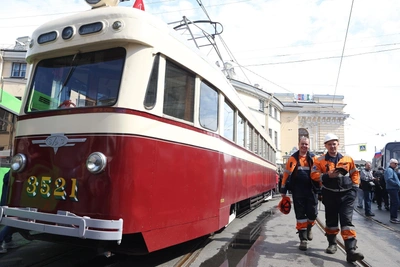 ТранспортФест в Петербурге: от роботакси до ретропарада