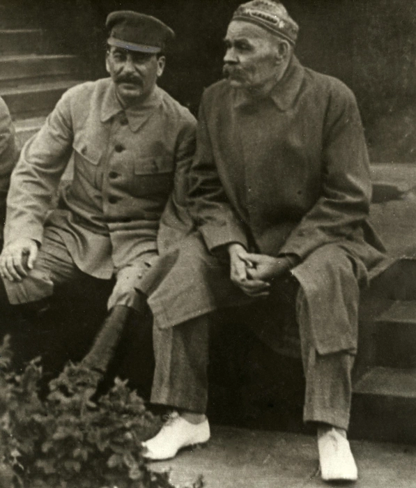 Иосиф Сталин и Максим Горький | Источник: Автор неизвестен / Wikipedia.org