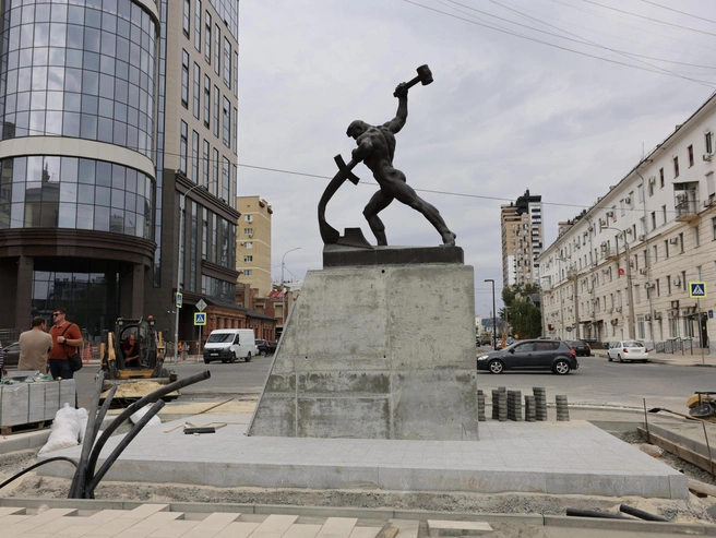 Жители неоднозначно отнеслись к новому месту для монумента | Источник: Алексей Волхонский / V1.RU