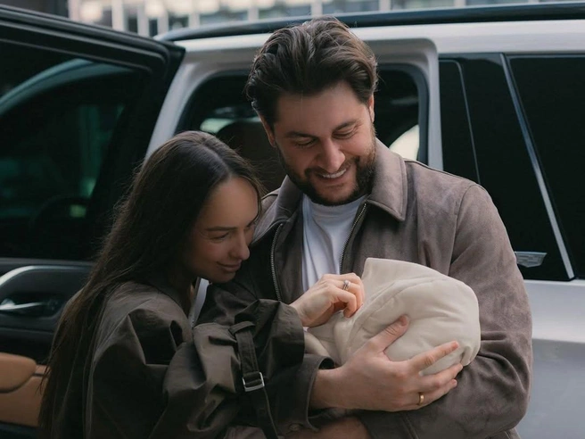 Мари Краймбрери рассказала, как Дава спас их брак | Источник: marikraimbrery и dava_m / Instagram (экстремистская организация, деятельность запрещена на территории РФ)