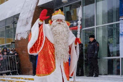 Стоимость визита Деда Мороза в Барнауле: цены удивляют