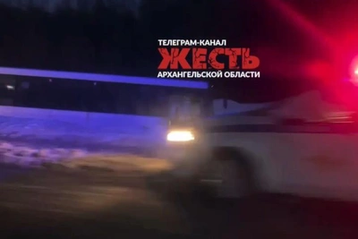 Автобус с пассажирами оказался в кювете под Архангельском