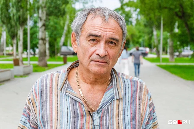 Радик уверен, что площадь Карла Маркса — это устаревшее название | Источник: Тимофей Калмаков / 59.RU