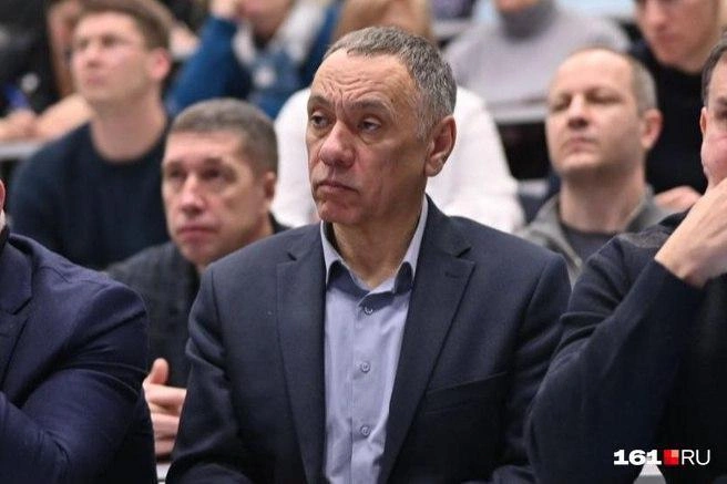 Сфера ЖКХ, управление жилым фондом, распределение маневренного фонда, материальной помощи&nbsp;— это ответственность только администрации Ростова, настаивали в суде адвокаты Виктора Бережного | Источник: Евгений Вдовин / 161.RU