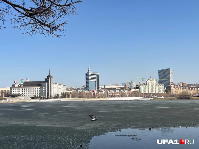 Вид с набережной Кабана | Источник: Андрей Бирюков / UFA1.RU