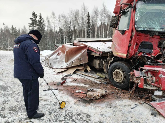 Причиной происшествий стал стекловидный лёд на покрытии | Источник: Госавтоинспекция по Свердловской области