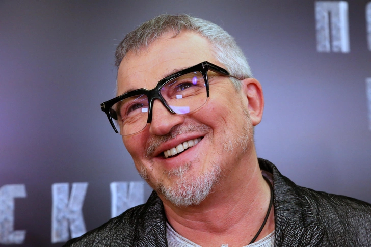 Дмитрий Дибров | www.starhit.ru