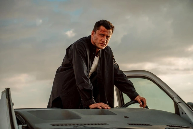 Павел Прилучный продолжит приключения Мажора на берегу Персидского залива | Источник: centpart.ru/