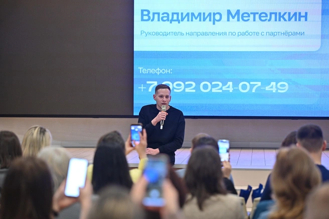 Владимир Метелкин рассказал о ключевых проектах «Правобережного» | Источник: Максим Воробьев