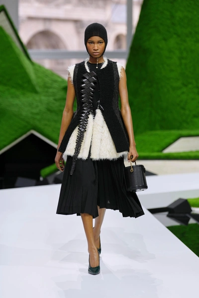Показ коллекции Louis Vuitton осень-зима 2026/2027: особенности