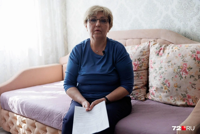 Светлана Петровна рассказывает, что Иван получил повестку по мобилизации в 2022 году | Источник: Ирина Шарова / 72.RU