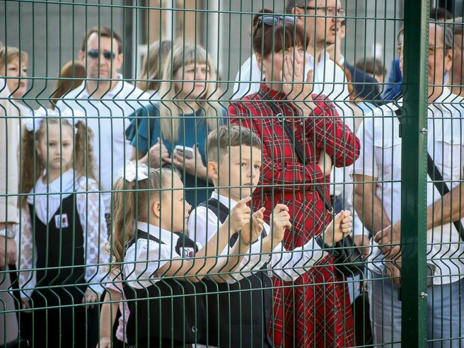 Браслеты предложат в качестве замены электронных карт для младших школьников. | Источник: Наталья Бурухина / NN.RU