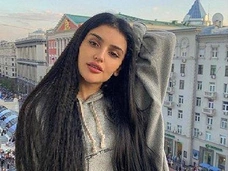 Смерть отца в тюрьме, попытка суицида, конфликт с Кридом. Темная сторона королевы TikTok Дины Саевой