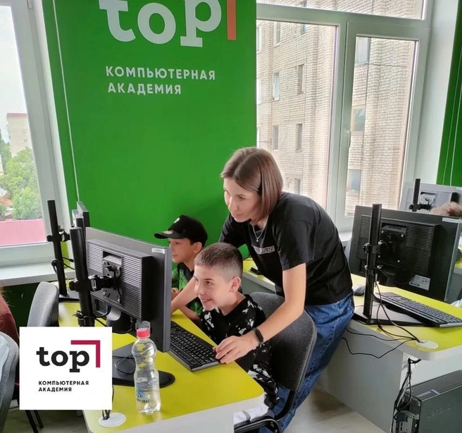 Обучение в Малой Компьютерной Академии ТОП проходит при университете | Источник: «Академия ТОП»