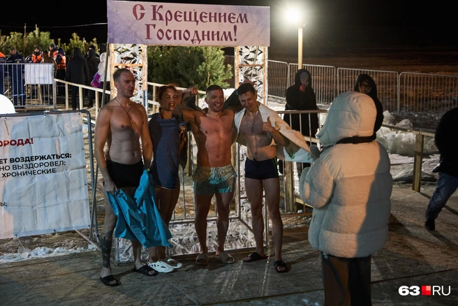 Групповое фото на память! | Источник: Роман Данилкин / 63.RU 
