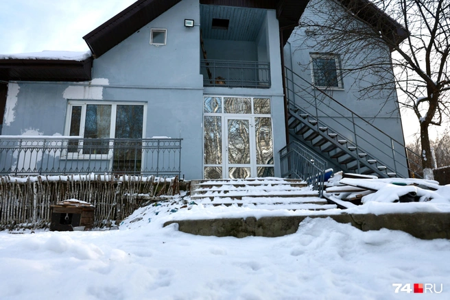 Здание в Дубровке уже хотят отдать под новый рехаб | Источник: Михаил Шилкин