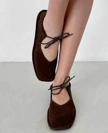 Самая модная и желанная модель обуви сегодня | Источник: ru.pinterest.com