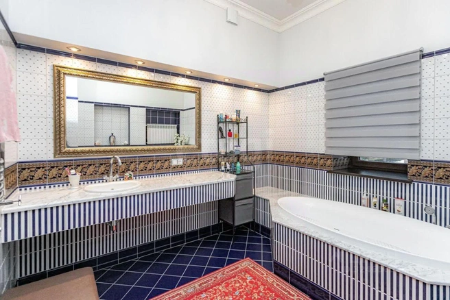 В спальнях есть собственные санузлы | Источник: Агентство недвижимости «Этажи» / N1