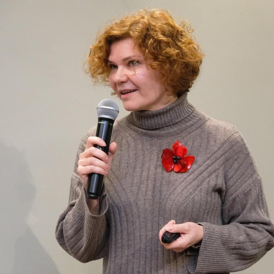 <p>Анна Савинова</p>