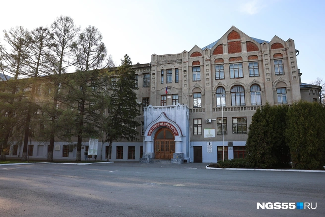 Когда-то здесь изготавливали необходимые для фронта линзы  | Источник: Евгений Софийчук / NGS55.RU