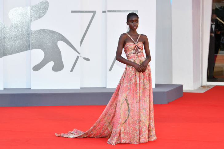 Самое красивое платье Венецианского кинофестиваля: Мати Фолл Диба в Etro