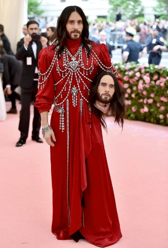 10 самых фантастических звездных образов с Met Gala 2019