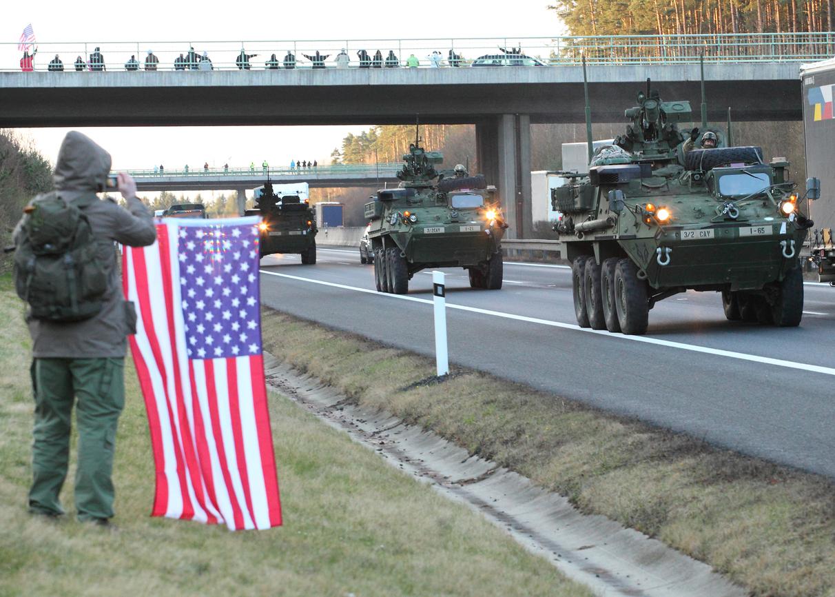 В США представили законопроект о выходе из НАТО