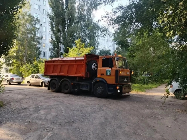 Машин с технической водой всего 14&nbsp;— на сотни многоэтажных домов | Источник: Мэрия Воронежа / max.ru